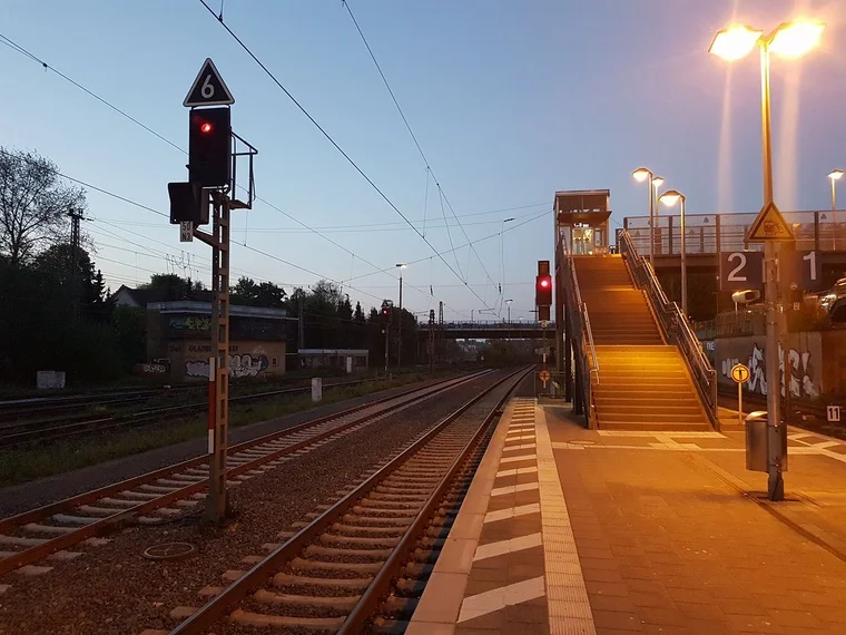 Am Bahnhof West