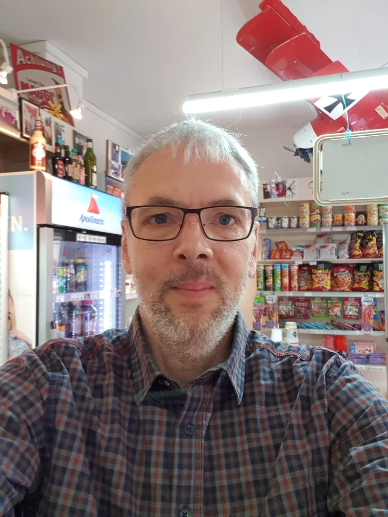 Noch rollen die Würfel - Verkauf, IT, Pflege… 🎲