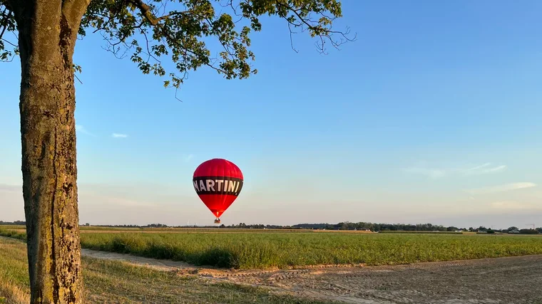 Wie sanft der Ballon landet – fast zeitlos.