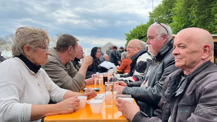 Sitzen, sitzen, sitzen…
