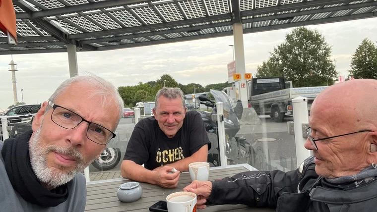 Zurück am Hauptquartier – Tour geschafft.t