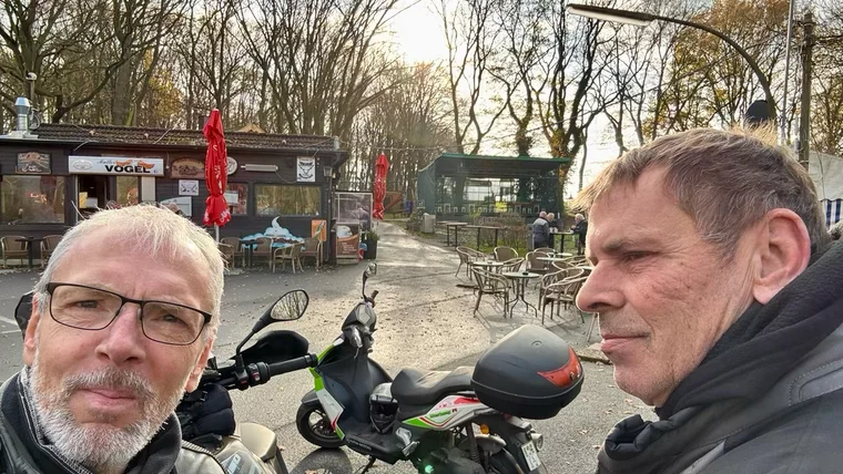 Bikertreff Mutter Vogel